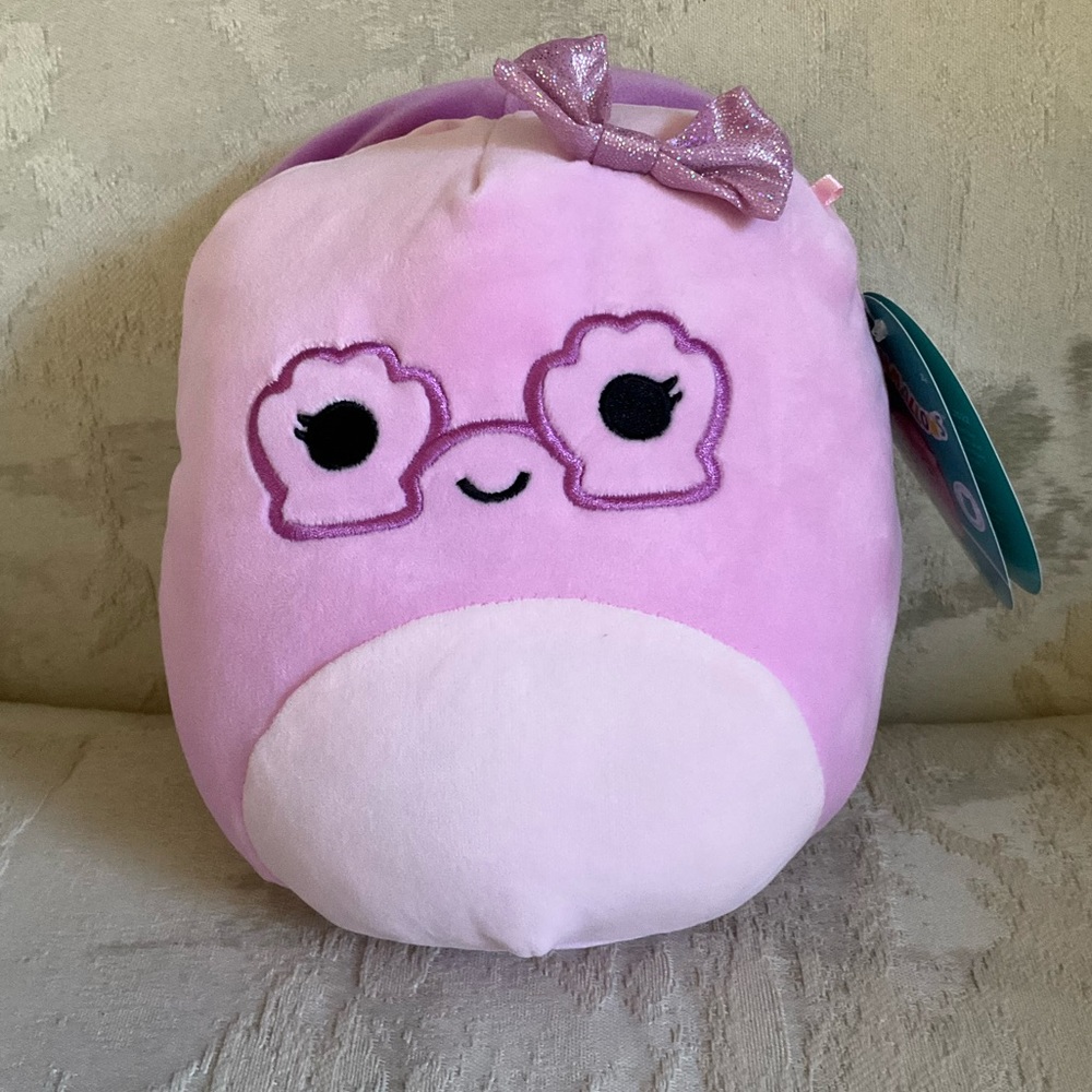 7” Squishmallow “Maelle”